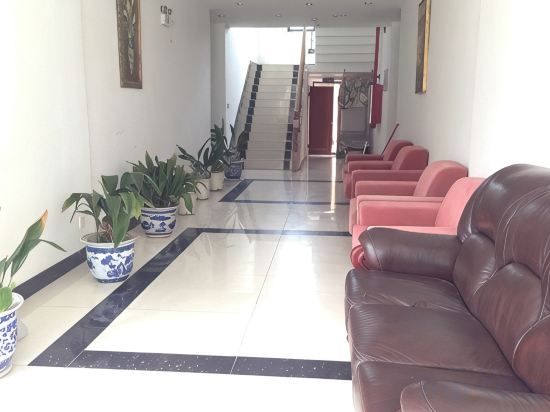 Others 3, Jiahuan Hostel, Shanghai