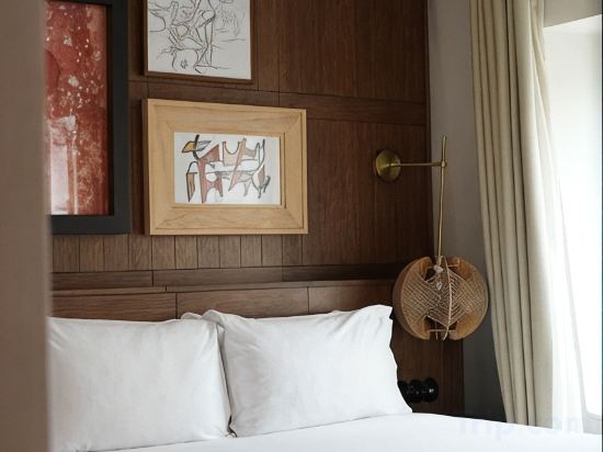 Hotel Pulitzer Paris Room Type - The Signature Extra City View Hotel Pulitzer Paris Room Type - The Signature Extra City View