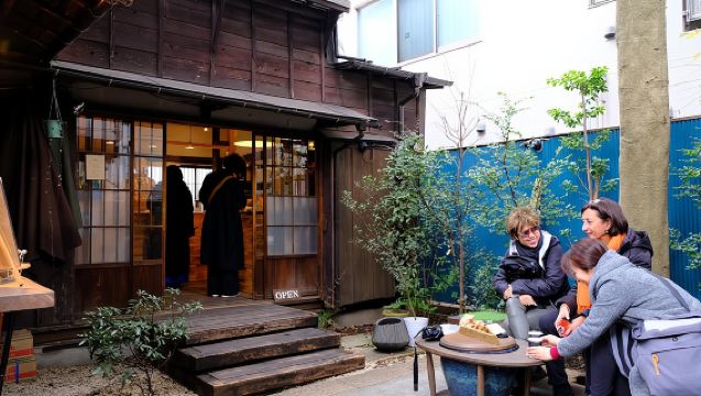 ย่านเก่าแก่ของโตเกียว - ทัวร์เดินชมย่านยานากะ