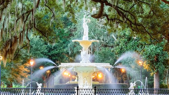 Savannah’s Historical District: A Self-Guided Audio Tour