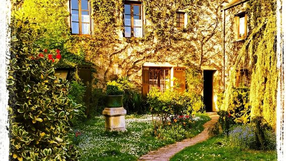 巴比松畫家村+楓丹白露宮+沃子爵堡一日遊（2人成團普通話團）