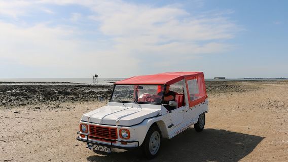retro road trip/ Méhari, 2CV & Burton in Rochefort, La Rochelle