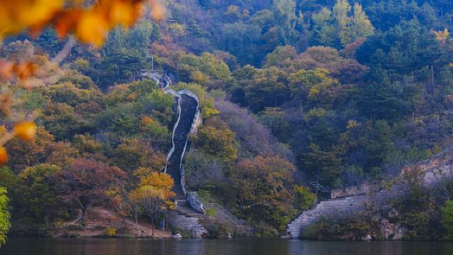 Day Trip to the Lakeside Great Wall with option + Ming Tomb (Underground Palace)