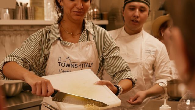 Lớp học nấu ăn nhóm nhỏ và tour ẩm thực tại chợ ở Florence