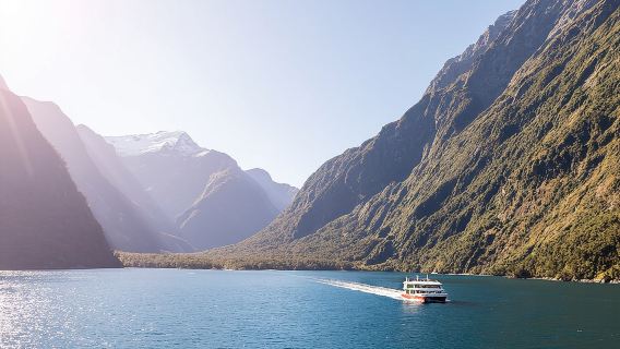 Milford Sound Day Tour from Queenstown