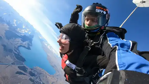 New Zealand South Island Aoraki / Mount Cook skydiving (10,000/13,000/15,000 ft optional + overlooking Aoraki / Mount Cook Glacier and Lake Pukaki)
