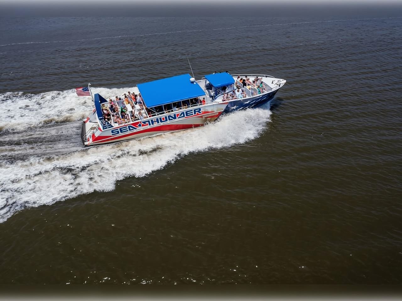 Myrtle Beach: Dolphin Cruise on the Sea Thunder