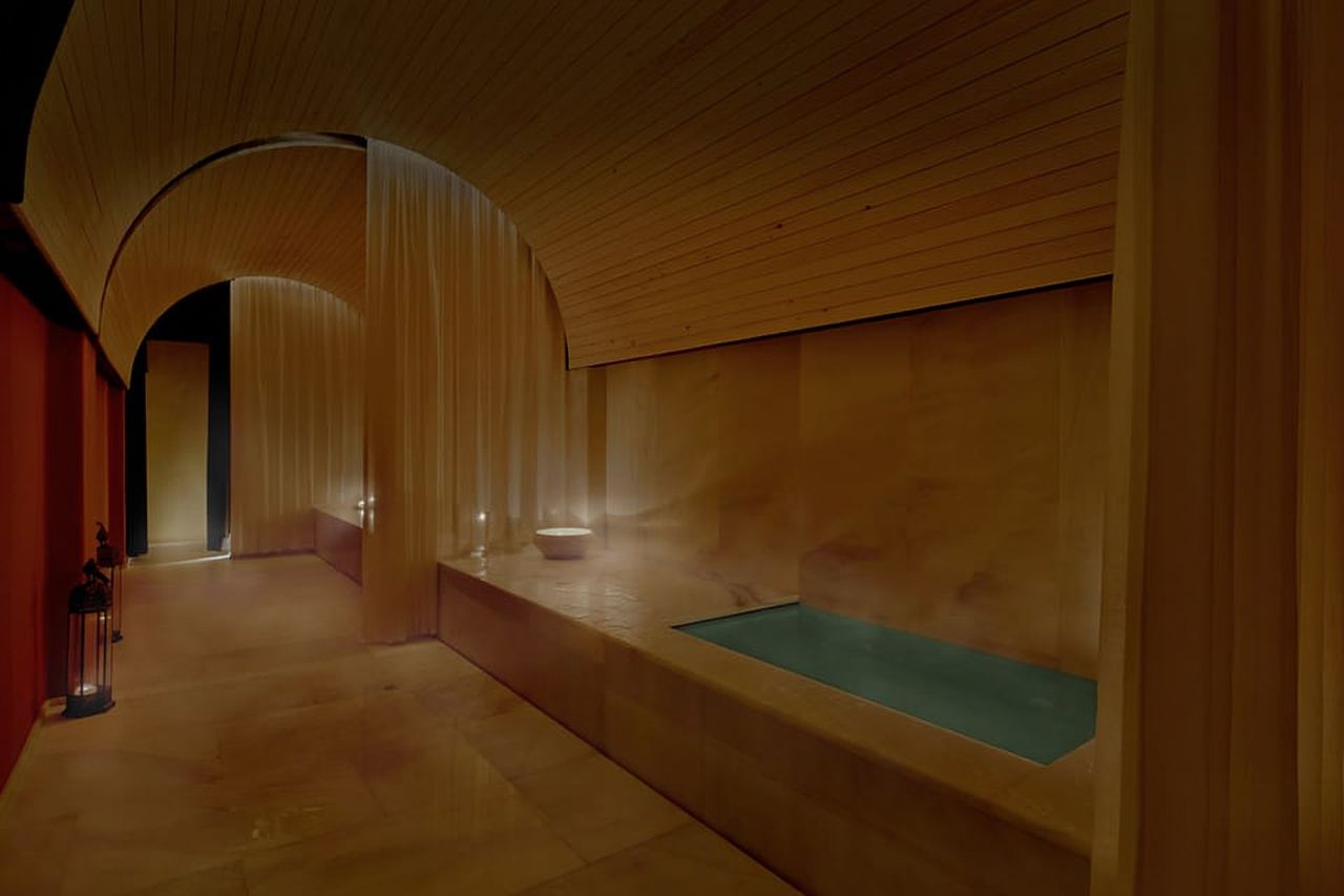 Palma: Hammam Bath Session with Massage Options