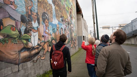 Calgary: tour a piedi tra street art e birra artigianale con degustazioni