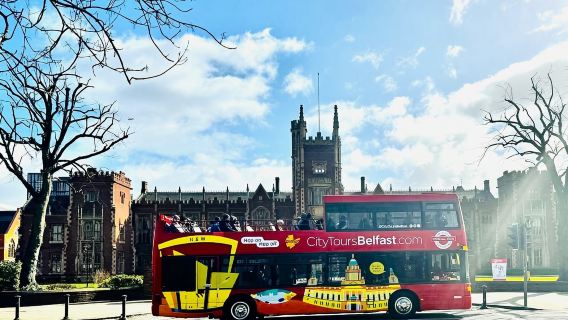 Belfast: Lawatan Bas Hop-On Hop-Off dengan Tiket Masuk Titanic