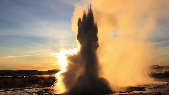Day Trip to the Golden Circle and Hot spring Geyser by 4WD Jeep from Reykjavik