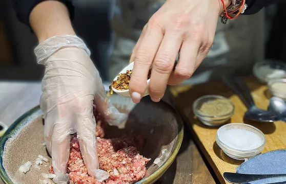 提比里斯小班卡利和哈恰普里烹飪課