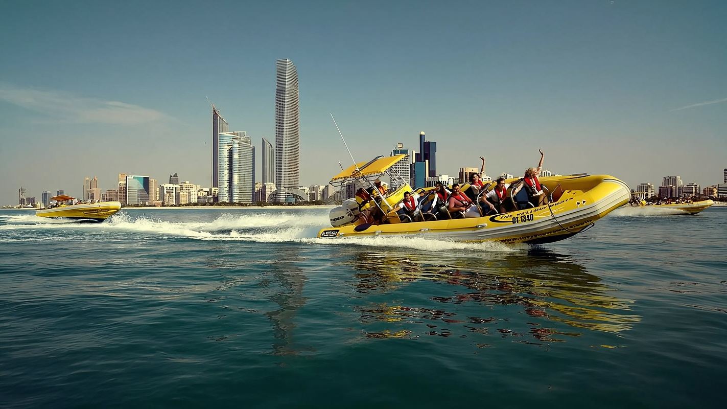 Yellow Boat Speedboating in Abu Dhabi