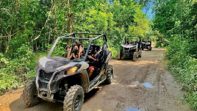 ทัวร์บักกี้ที่ปลายาเดลการ์เมน พร้อมว่ายน้ำในเซโนเตและเยี่ยมชมหมู่บ้านมายา