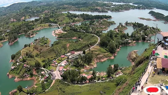 Privat tur til El Peñol og Guatapé fra Medellín