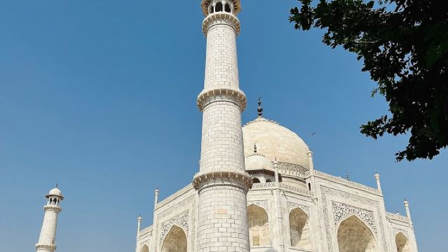 Taj Mahal entry tickets - Skip the line with Licensed Tour Guide