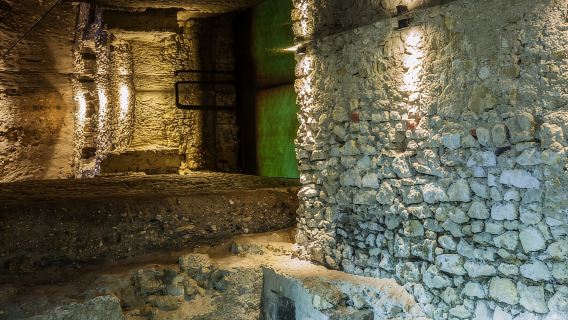 Chuyến tham quan có hướng dẫn tại Bảo tàng ngầm Rynek