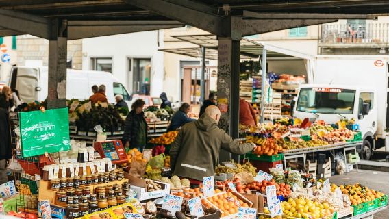 Florence: Tuscan Food and Wine Guided Walking Tour