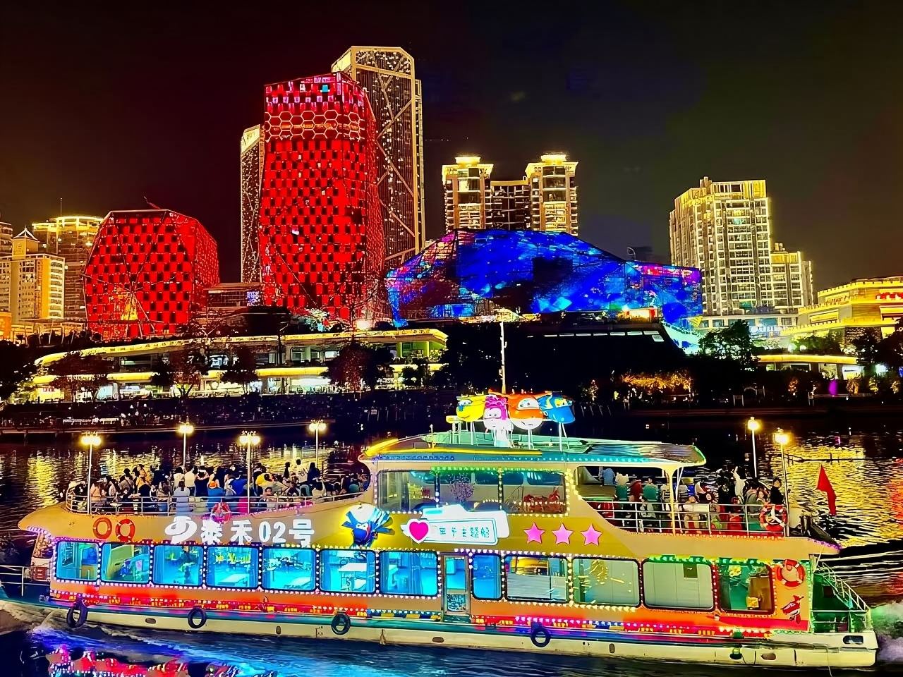 Liuzhou Liujiang River Night Cruise Sightseeing (Liuzhou Night Views + Five Cruise Options + Hundred-Mile Riverbank Light Show + Spectacular Illuminated Bridges)