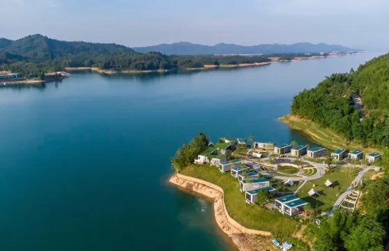 河源假日星球萬綠湖心樂青谷營地·過夜露營【獨立衛浴·太空艙住宿】