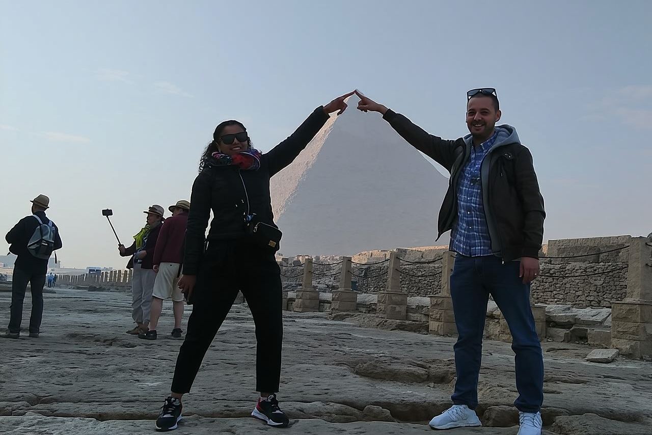 Full day Private Tour Giza Pyramids Sakkara Memphis Dahshur 