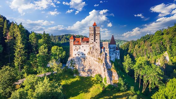 Guided tour of Dracula's Castle, Peles Castle and Brasov from Bucharest