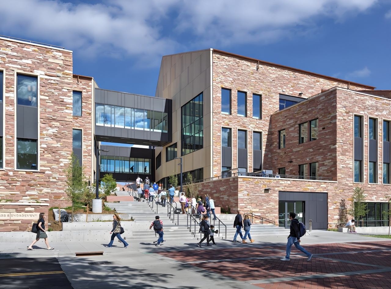 美國丹佛市區經典一日遊+可客製化【普通話專車-舒適純淨】