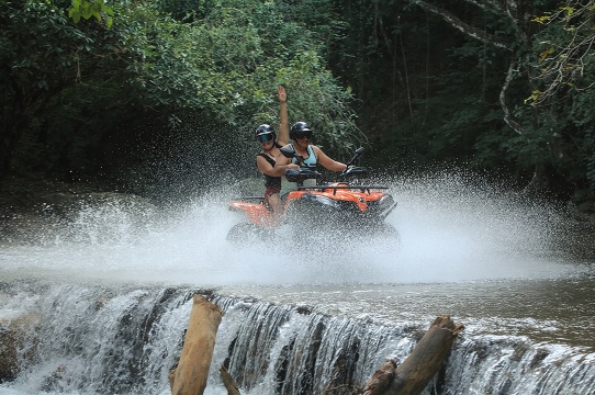 Lawatan ATV Rio Cuale Pergunungan Sierra Madre dan pencicipan tequila