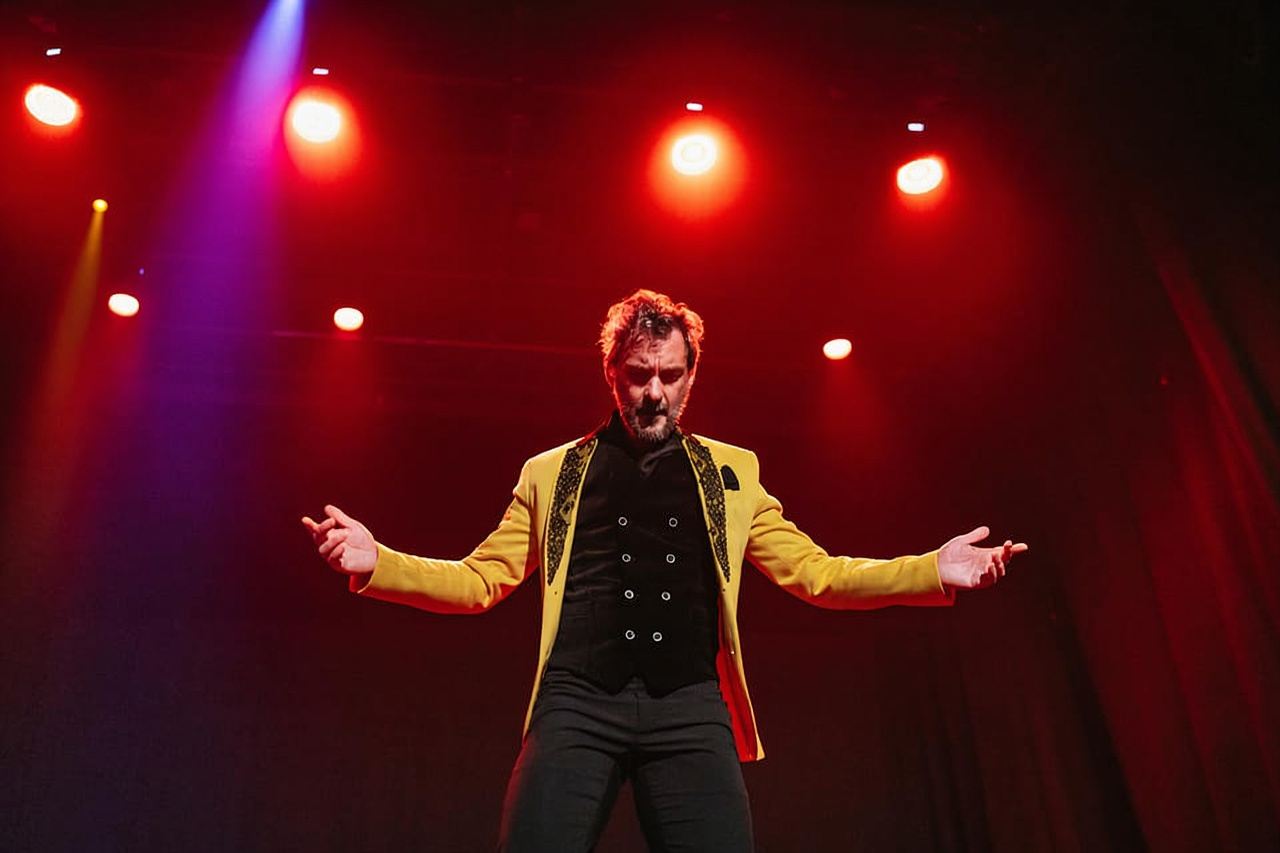 Sevilla: Entrada para espectáculo de baile flamenco en directo en el Teatro