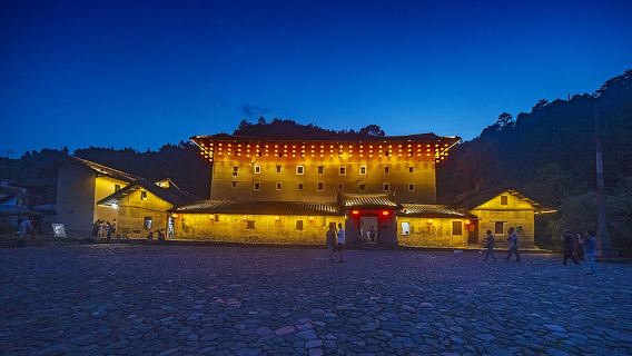 南靖雲水謠古鎮+和貴樓+懷遠樓包車一日遊