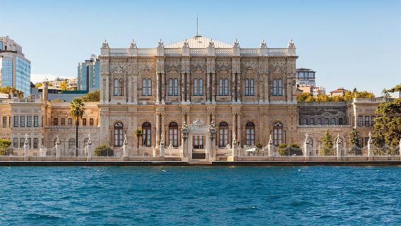 Istanbul: Bosporus-Kreuzfahrt ab Europa oder Asien & Audioguide