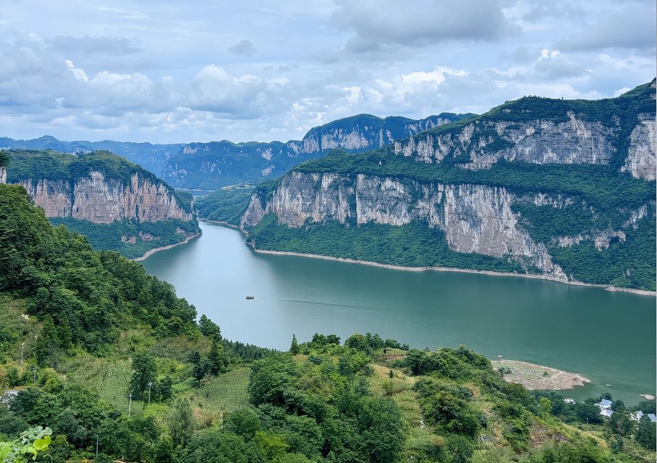 Chongqing: Excursión de un día al Puente de los Tres Arcos del Tiankeng de Wulong y la Galería del Río Wujiang|Tour privado en múltiples idiomas como chino e inglés#