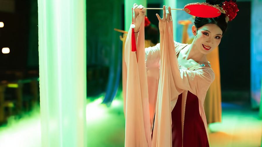 北京宮宴 · 中國古代沉浸式宮廷帝王盛宴包廂（私享專屬包廂+沉浸式復刻帝王享受+解鎖帝王級尊崇體驗）