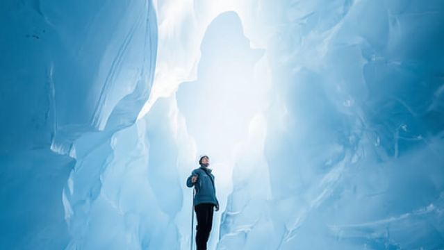 Franz Josef: 2.5 Hour Glacier Hike with Helicopter Transfer