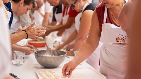 Cesarine: Small group Pasta-Making class in Como