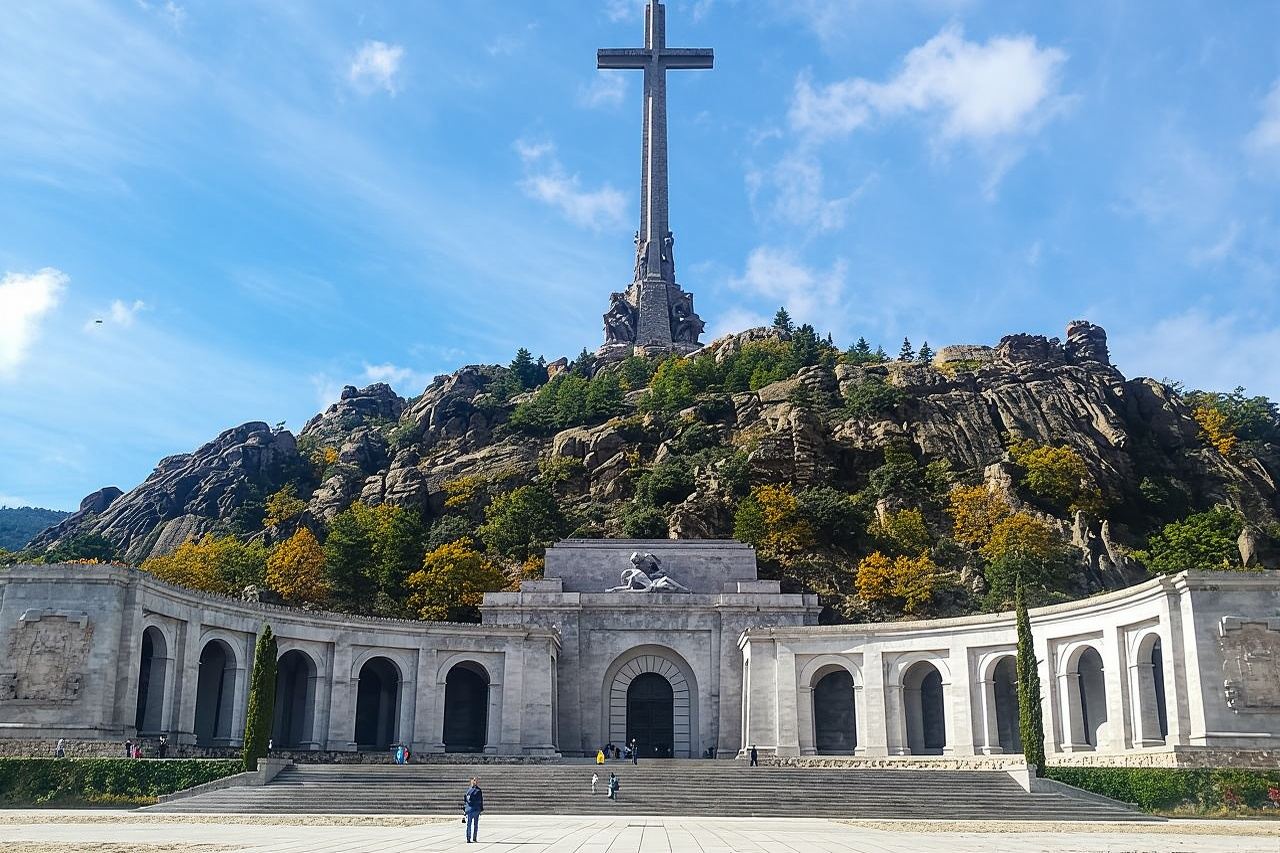 เยี่ยมชม Escorial และ Valley of the Fallen แบบส่วนตัวพร้อมตั๋ว
