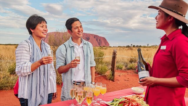 Uluru (Ayers Rock) Sunset Tour