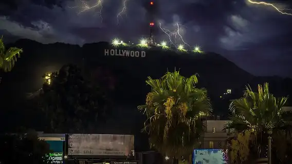 LA Ghosts Boos and Booze Haunted Pub Crawl