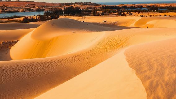 [무이네 필수 코스] 차량을 전세내어 붉은 모래 언덕과 하얀 모래 언덕, 어항, ATV를 탐험하세요 | 사막 오프로드 모험!