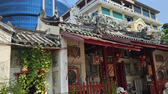 กรุงเทพฯ: ทัวร์ไชน่าทาวน์พร้อมสตรีทอาร์ต สกายบาร์ และอาหาร