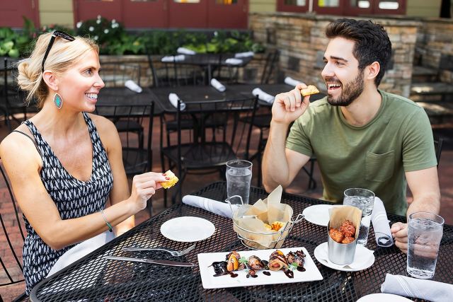 Midtown Atlanta Food Tour with 6 Tastings of Southern Flavors