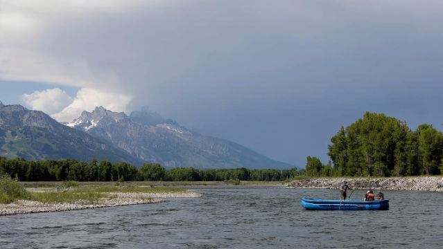 잭슨홀 14마일-테톤 뷰 관광 래프팅