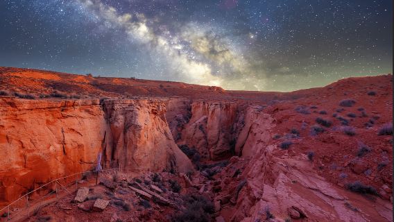 Page: Vale do Antílope: Caminhada Noturna para Observação de Estrelas no Cânion