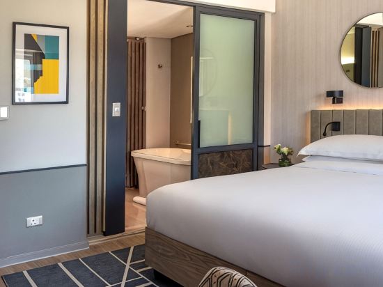 Hyatt Regency Cape Town - Tap to explore photos