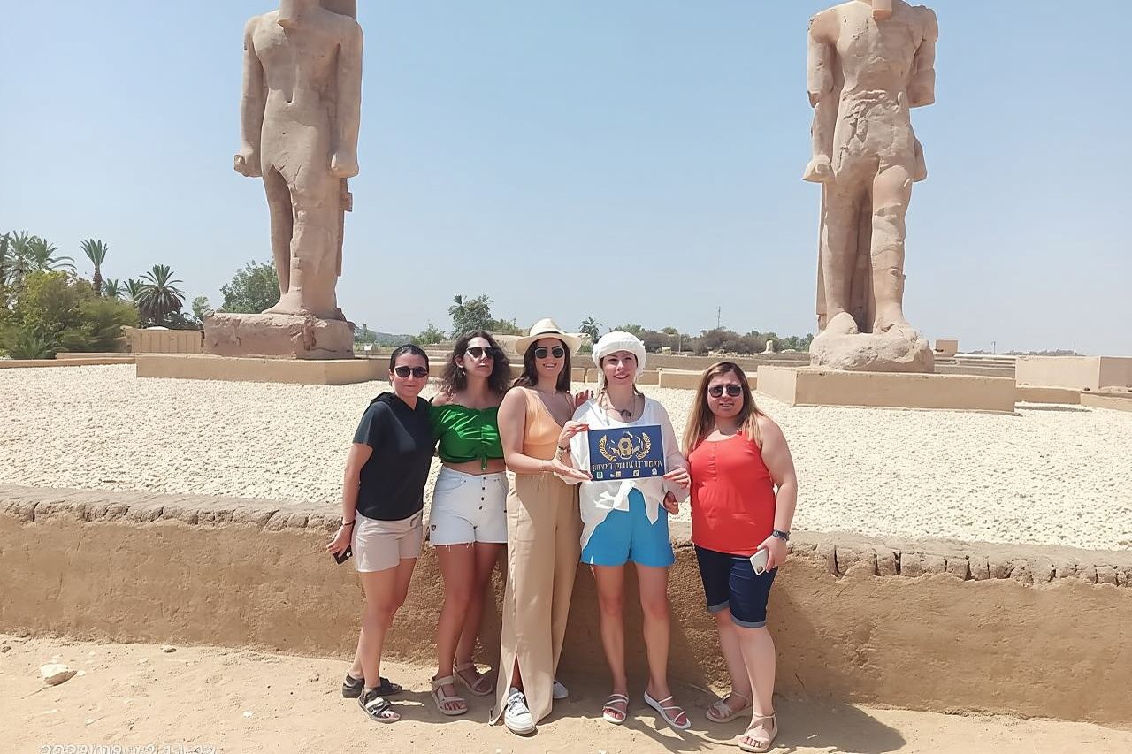 Private Full-Day Tour to West and East Bank of Luxor