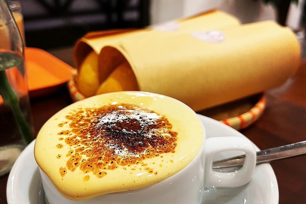 Lezione di preparazione del caffè all'uovo di Hanoi e del caffè al cocco con Banh Mi gratuito