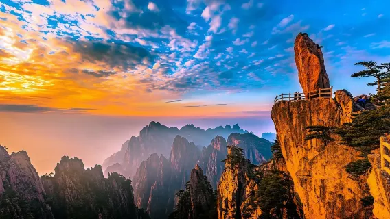 安徽黃山風景區+住山頂飯店看晚霞日落@