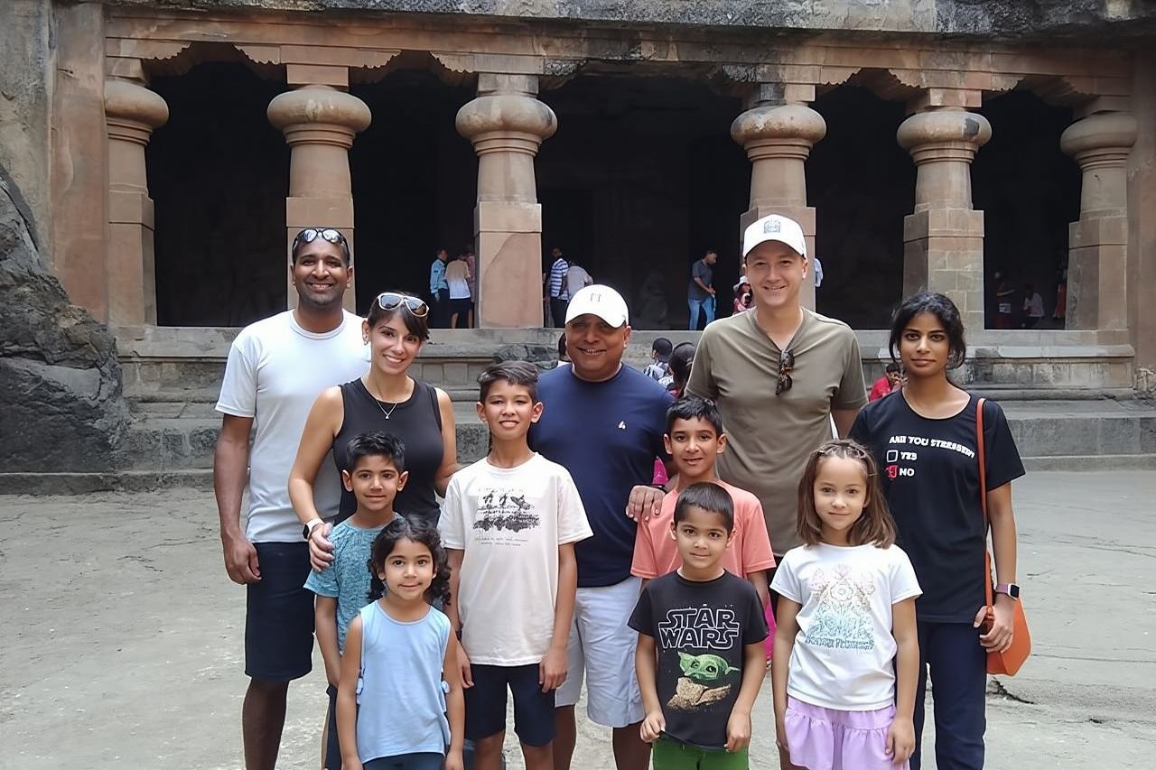 Full Day Mumbai Sightseeing With Elephanta Caves Private Tour