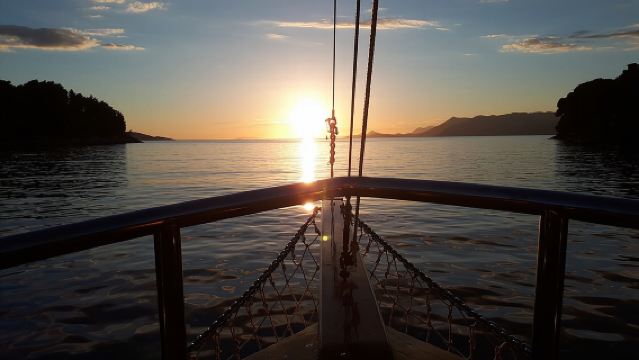 Dubrovnik Elafiti Islands Cruise with Lunch, Drinks and Pickup