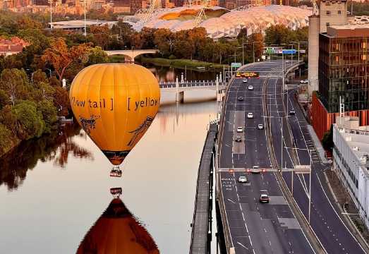 Includes electronic souvenir photos: Yarra Valley Hot Air Balloon Flights in Melbourne, Australia, with optional breakfast AUD 471